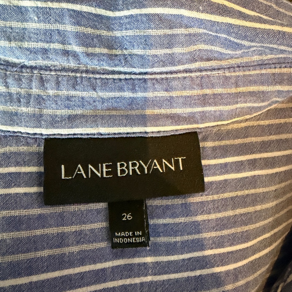 Oversized Crinkle Button Up - Picture 3 of 3